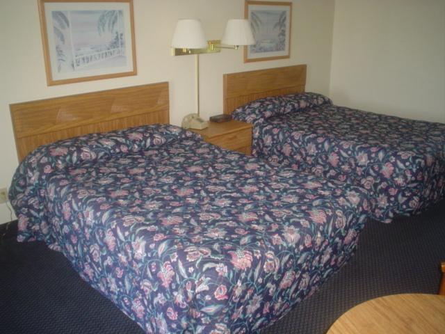 Clearwater Lakeshore Motel Mackinaw City Szoba fotó