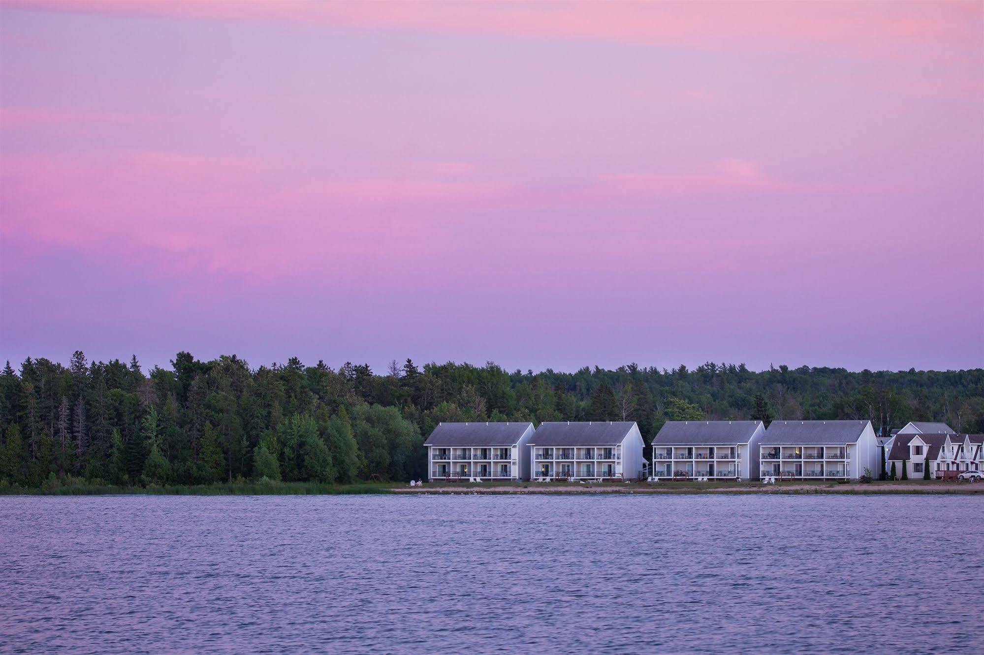 Clearwater Lakeshore Motel Mackinaw City Kültér fotó